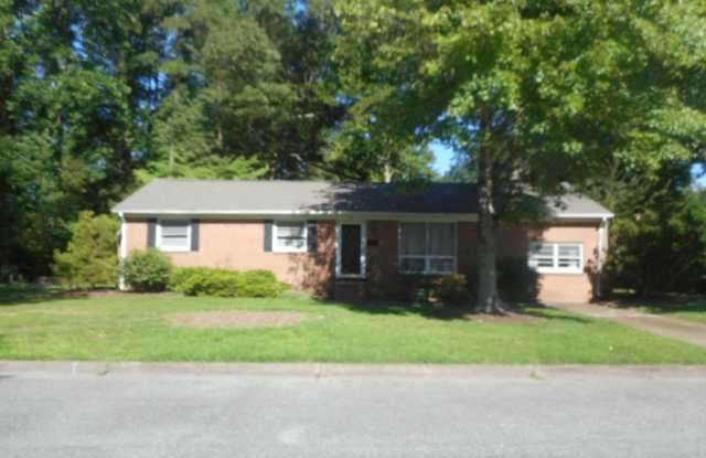 4 Fairway Lane, Newport News - Available 7/10/2021 photos photos