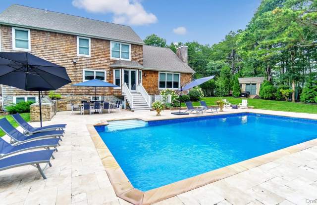 151 Chardonnay Drive photos photos