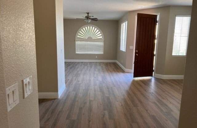 11276 Campanile Street Gallery 2