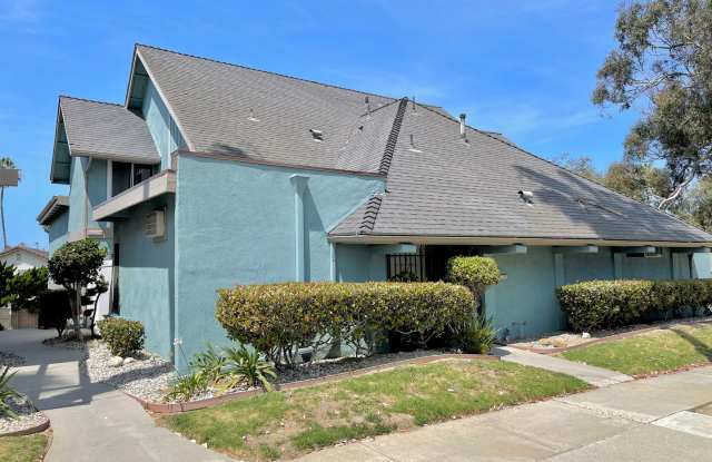 2 Bedroom + 1.5 Bathroom Condo | Pierpont Beach | Ventura | Unfurnished Gallery 1