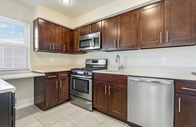 Chatham Hill Apartments Gallery 2