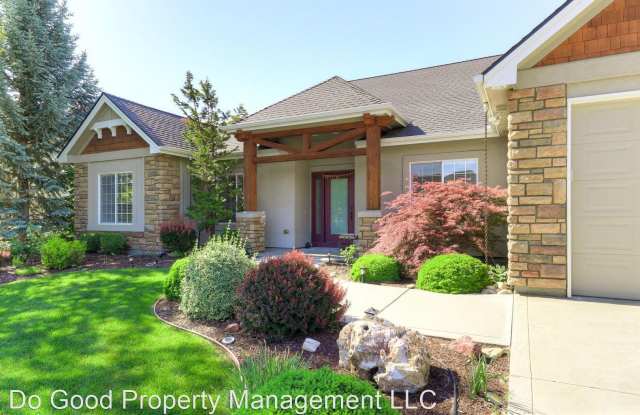 879 W Oakhampton Dr - 879 West Oakhampton Drive, Eagle, ID 83616