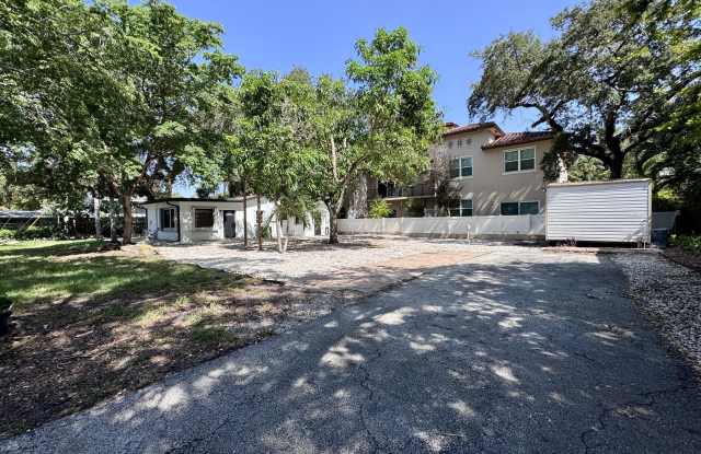 2390 SW 18th Avenue Gallery 2