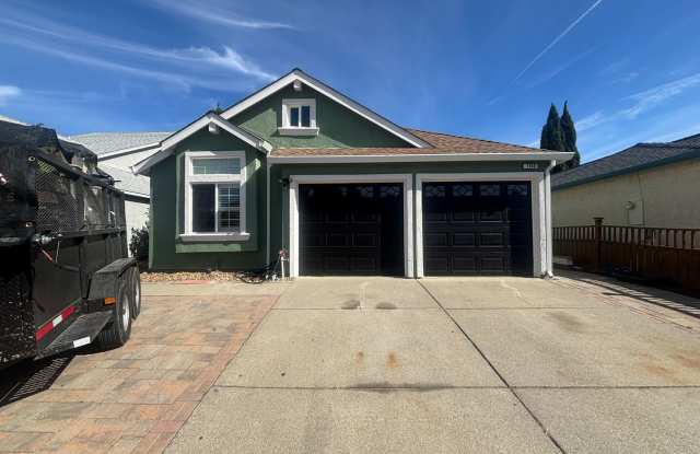 Updated 3BR/2BA in Fairfield with Private Yard – $2,999/mo photos photos