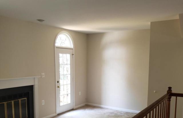 7384 HIDDEN KNOLLS COURT Gallery 2