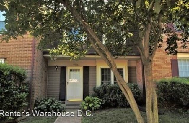 5936 Grisby House Ct - 5936 Grisby House Court, Centreville, VA 20120