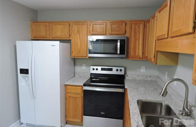 3903 Florham Place Gallery 2