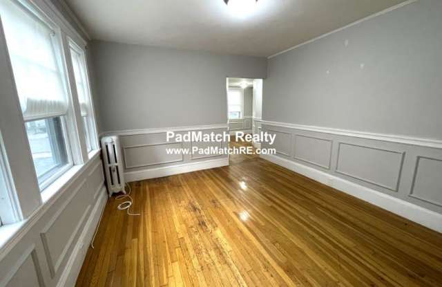 136 Arlington St. photos photos