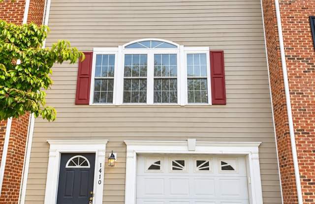 Townhouse for Rent in Taylor Springs Gallery 1