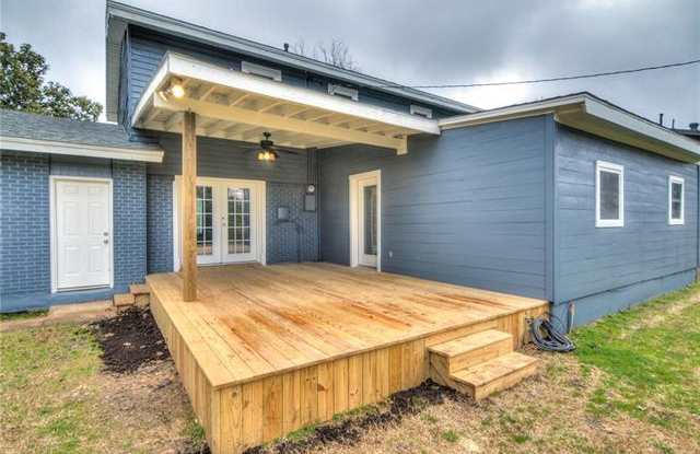 1201 Quill Drive Gallery 4