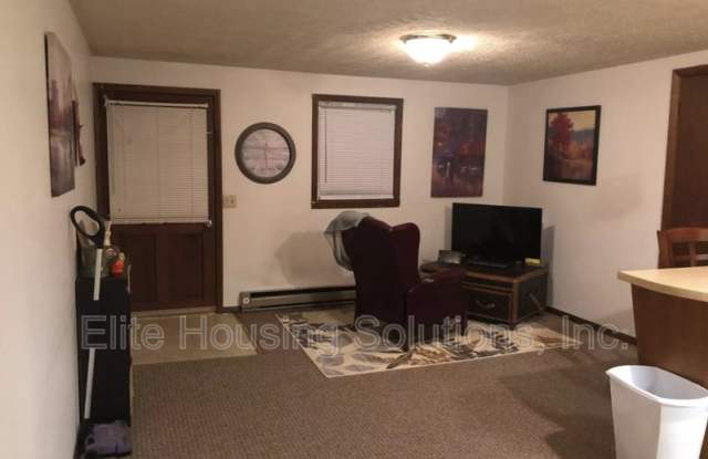 108 E Buck Ave Apt B photos photos