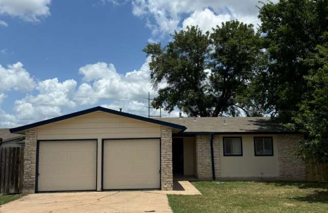 PRELEASING FOR MID AUGUST! Cozy 3/2 in the Heart of South Austin! photos photos
