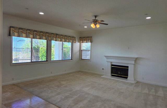 17568 Cloverdale Way Gallery 3