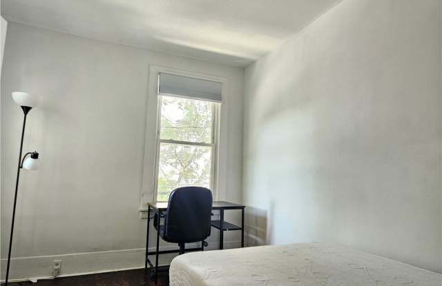445 N Tioga Street Gallery 2