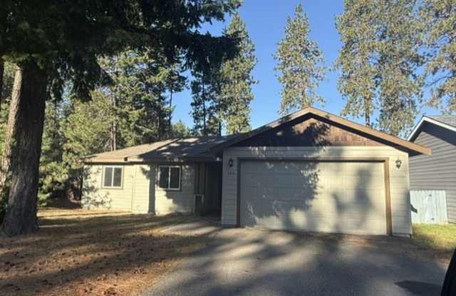 Cute rambler on corner lot with attached 2 car garage and fenced backyard Gallery 1