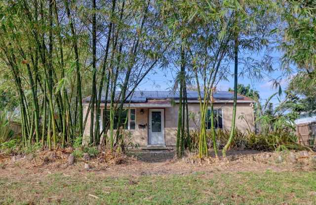 2255 15TH AVENUE N photos photos