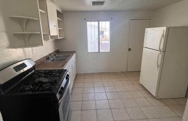 3908 S 5th Ave - A - 3908 South 5th Avenue, Tucson, AZ 85714