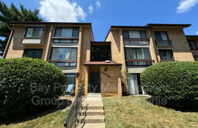 10218 Bushman Dr - 10218 Bushman Drive, Oakton, VA 22124