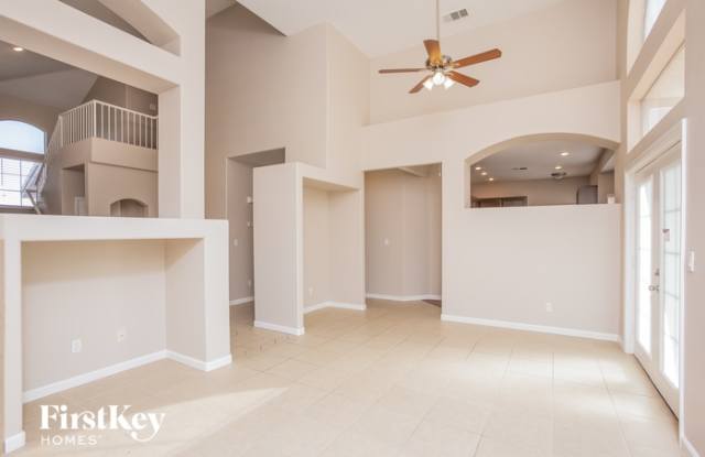 5527 Foxtail Ridge Street Gallery 4