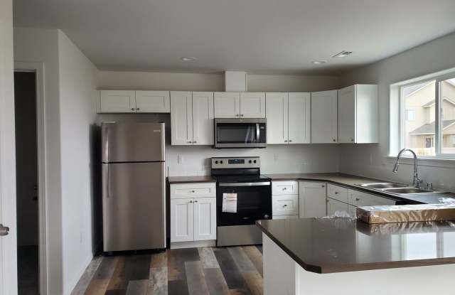 711 Ne 3rd Ave photos photos