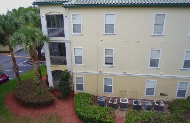 8925 LEGACY Court Gallery 2