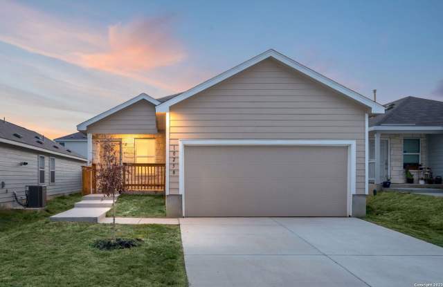 This beautiful single-story home has 4 bedrooms, 2 baths, vinyl flooring throughout, an open floor plan photos photos