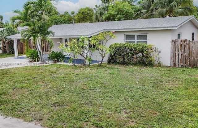 9 SE 10th Ct photos photos