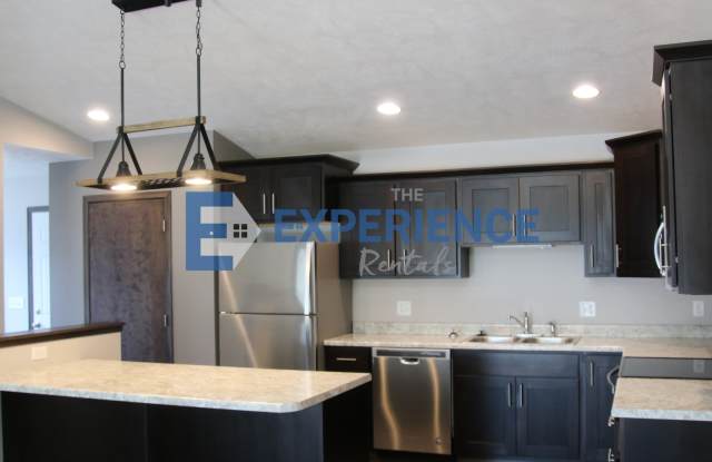 East Sioux Falls 4-Bedroom Townhome – Style, Space & Convenience! photos photos