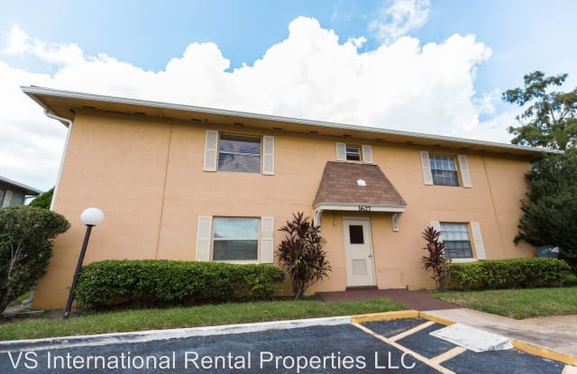 1627 W Oak Ridge Rd Apt D - 1627 Oak Ridge Road, Oak Ridge, FL 32809