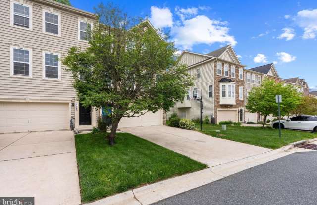 232 MOHEGAN Drive Gallery 3