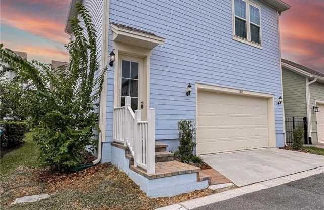 13825 LIPPMAN ALY Gallery 2