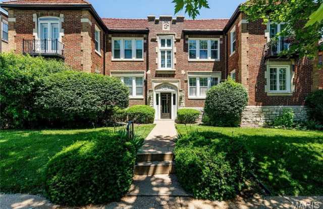 7331 Forsyth Boulevard photos photos