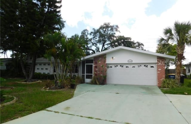 2134 CAMPUS DRIVE - 2134 Campus Drive, Clearwater, FL 33764