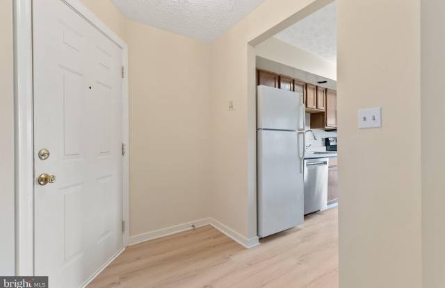 1710 LANDMARK Drive Gallery 3