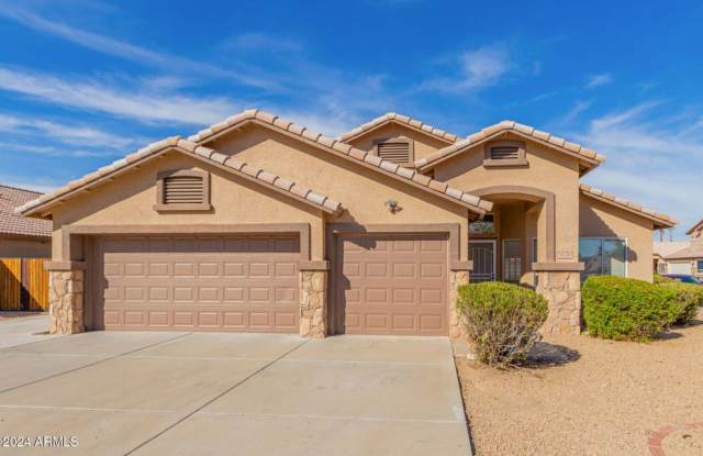 Absolutely Stunning Home in Peoria Gallery 3