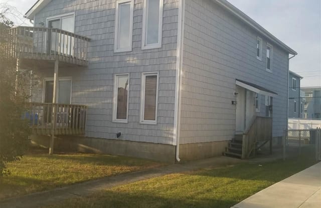 214 S 35th - 214 35th St S, Brigantine, NJ 08203