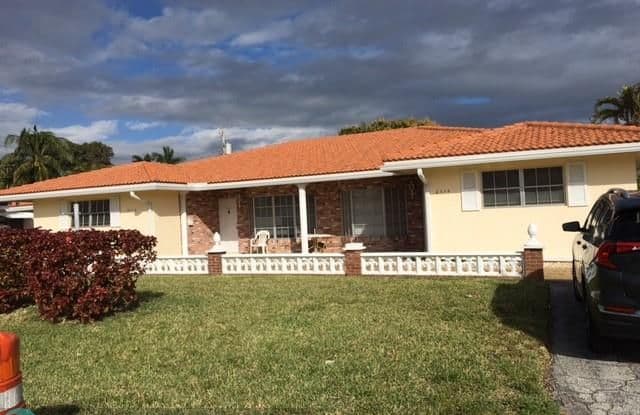 2715 NE 32nd St - 2715 Northeast 32nd Street, Fort Lauderdale, FL 33306