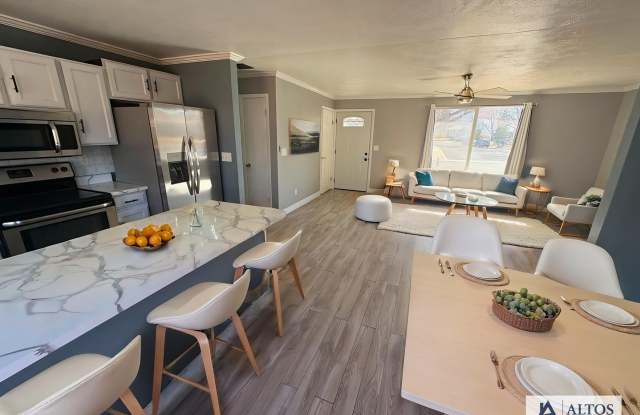 Large 5 bed 3 bath house near Cherry Creek Reservoir! photos photos