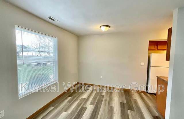 1810-2 Jamestown Road Gallery 4
