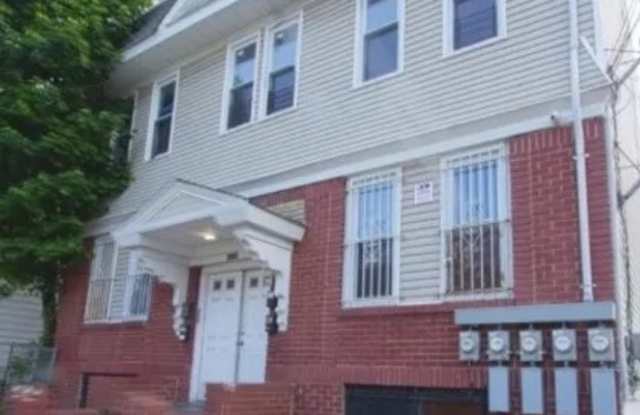 246-248 Columbia Ave photos photos