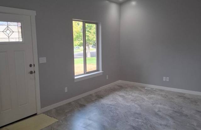 New construction, never occupied, 3 bed, 2 bath great rental Gallery 4