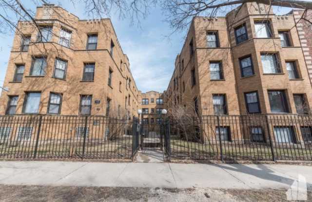 5943 North Paulina St. photos photos