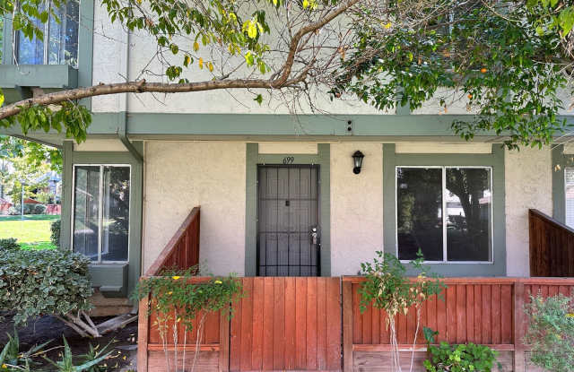 Remodeled and Clean 3 Bedroom 1.5 Bath Townhouse in South San Jose photos photos