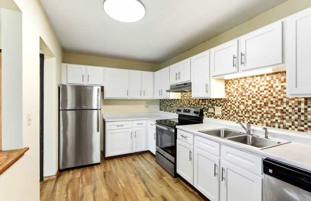 13304 Parkwood Dr # 204 Gallery 4