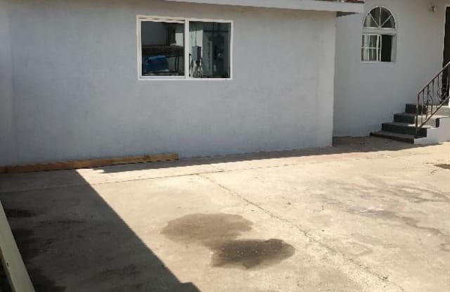 823 N Humphreys Av Rear - 823 North Humphreys Avenue, East Los Angeles, CA 90022