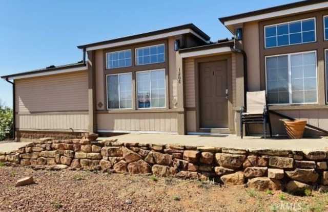 1208 S Hamblin lot: 1 photos photos