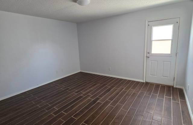 5640 RICK HUSBAND Drive Gallery 3