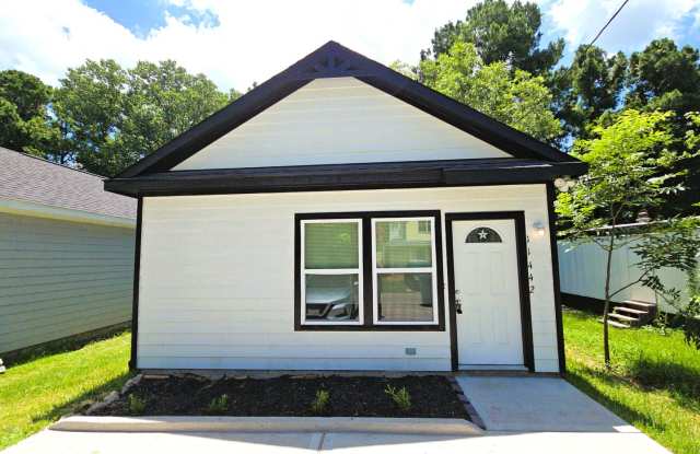 11442 Underwood St **Ask about our NO CASH DEPOSIT option!** photos photos
