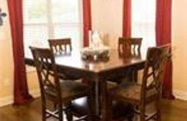 9307 Turnberry Park Drive Gallery 2