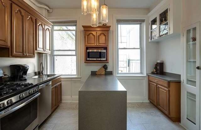 258 9TH ST - 258 9th Street, Hoboken, NJ 07030
